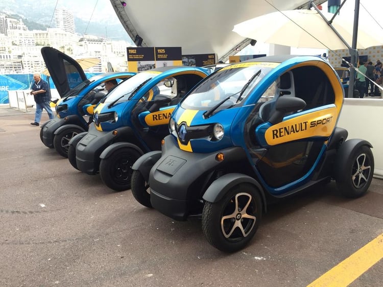 Le Twizy est bien visible sur le stand de Renault