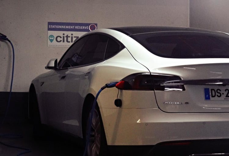 tesla-model-s-autopartage_02