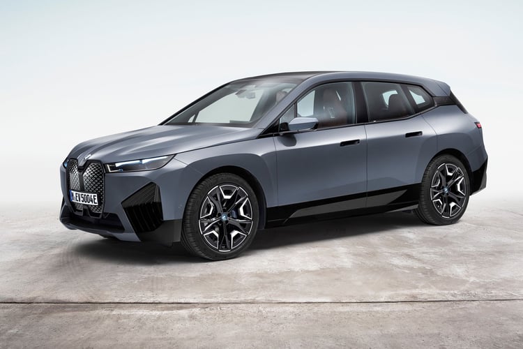 Le SUV électrique BMW iX 2021 en Pack Sport