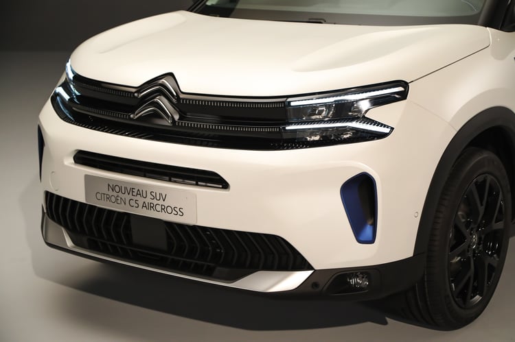 Nouveaux Packs Colors pour le Citroën C5 Aircross Hybride