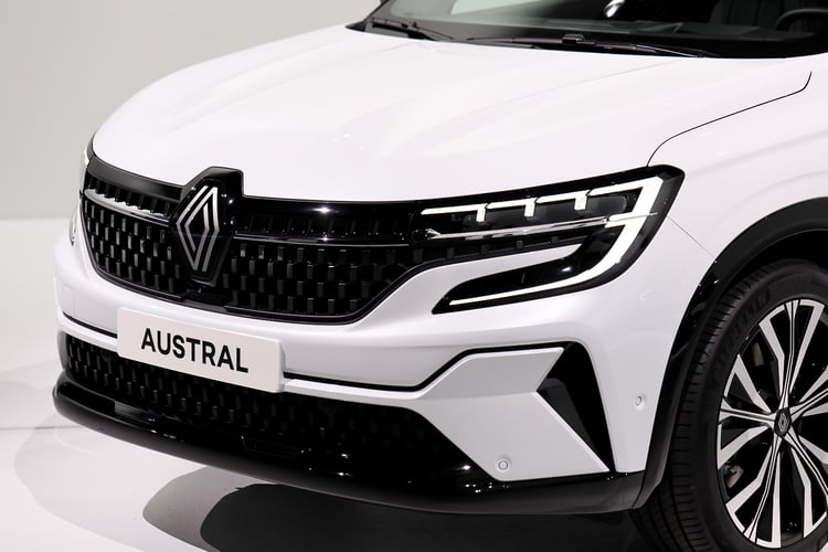 Feux en C pour le Renault Austral