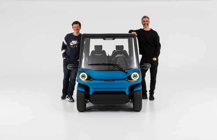 Squad Solar City Car avec ses fondateurs