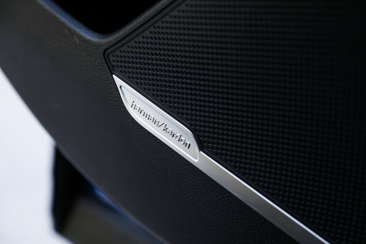 Système audio Harman Kardon du Kia sportage hybride rechargeable