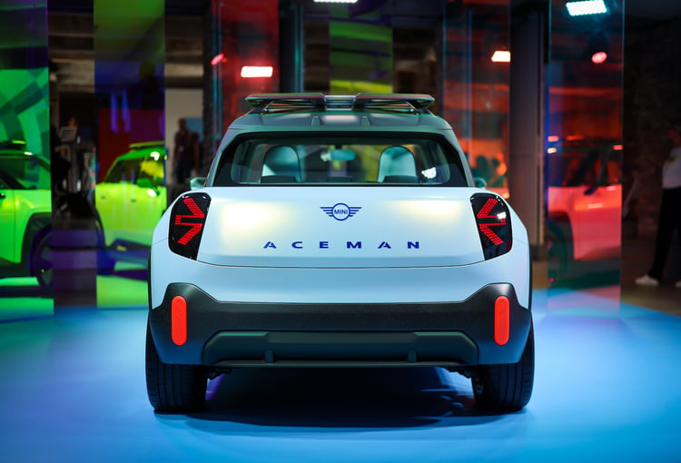 Arrière du MINI Concept Aceman