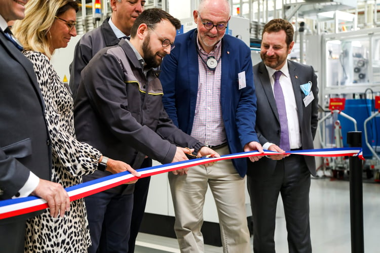 Inauguration de la ligne d'assemblage du Renault ePT-160 kW