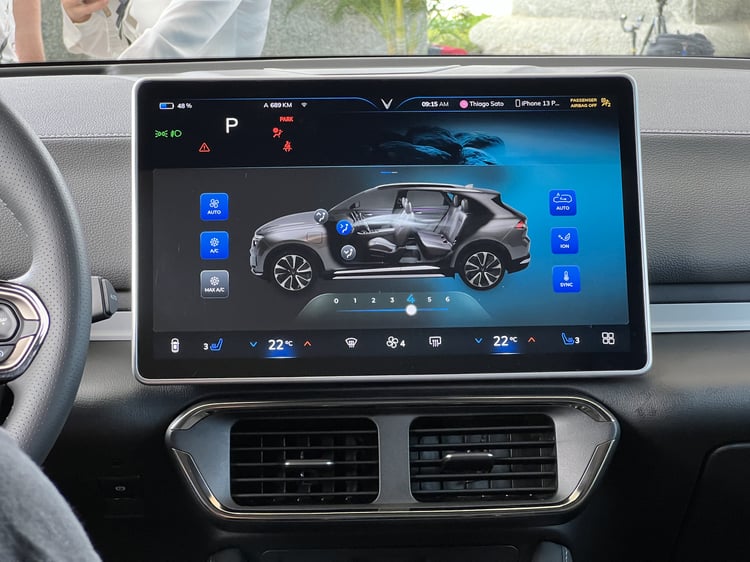 Interface écran VinFast VF8