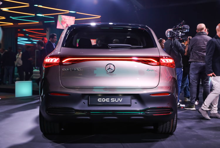 Mercedes EQE SUV