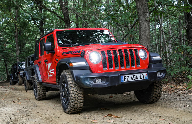 Le Wrangler réunit tous les modes 4L, 4H, et 2H