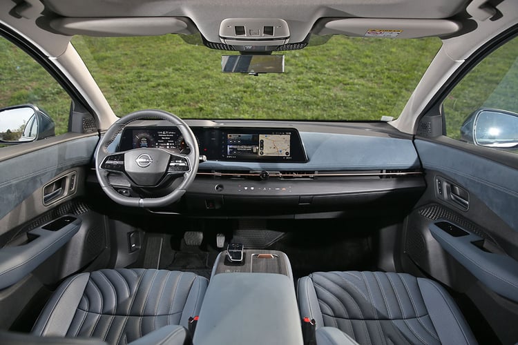 Nissan Ariya interieur