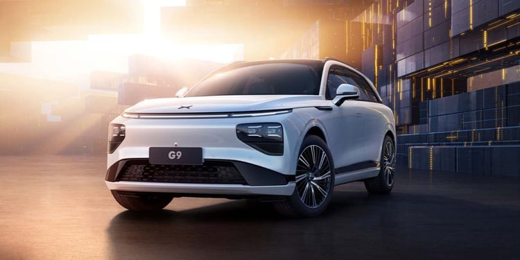 Xpeng G9 (2023)