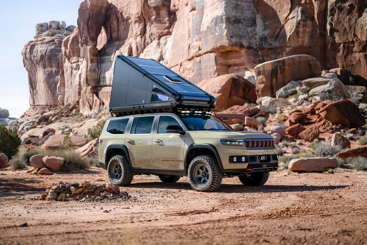 Jeep Wagoneer Overland Concept (2023)