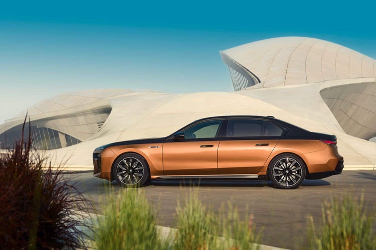 BMW i7 M70 xDrive 2023