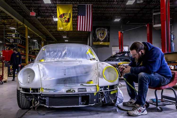 Porsche 911 ST électrique Everrati restauration