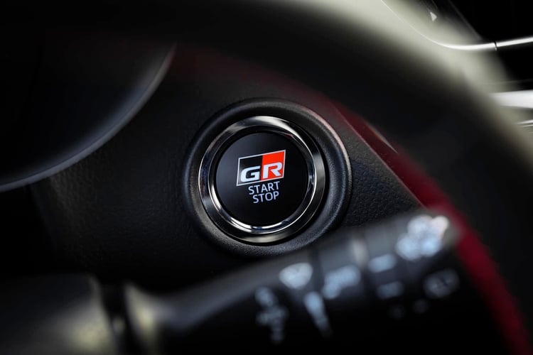 Toyota CH-R GR Sport bouton