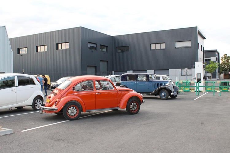 Citroën Rosalie et Volkswagen Coccinelle à la 2e Nuit de la Revolte