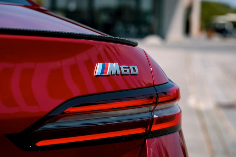 Logo BMW i5 M60 xDrive