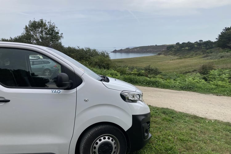 Van aménagé de Loutipi sur base Peugeot e-Expert