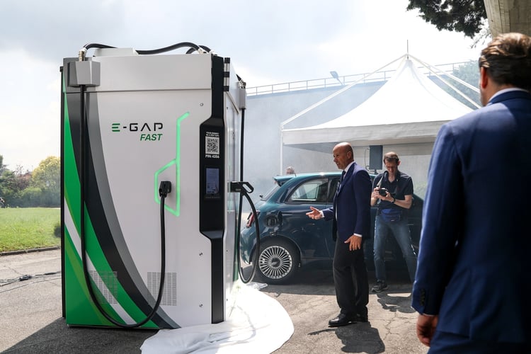 Borne de recharge itinérante E-GAP Fast