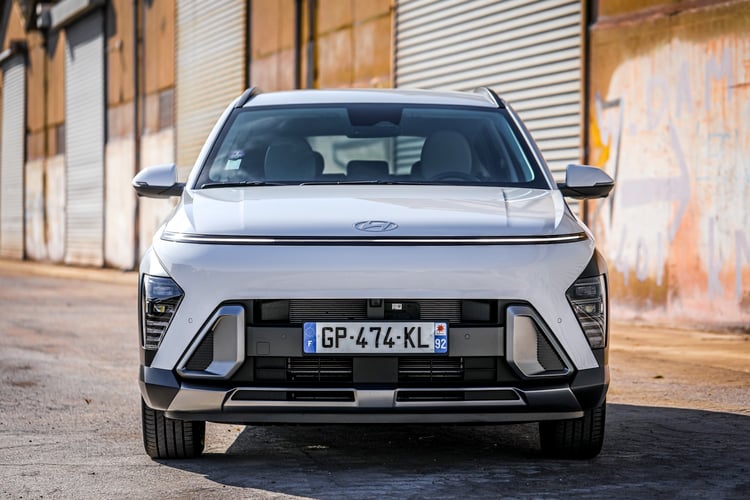 Hyundai Kona Hybrid face avant