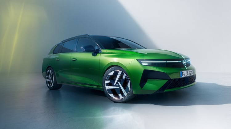 Opel Astra Electric Sports Tourer 2026 break électrique au profil allongé