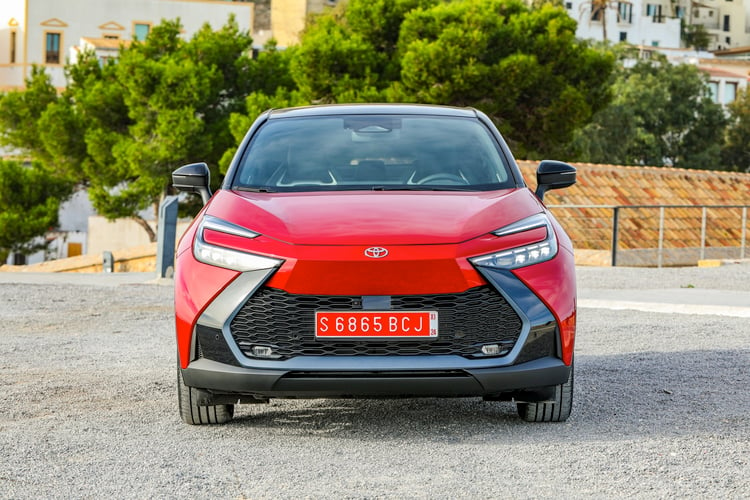 Toyota C-HR (2024) face