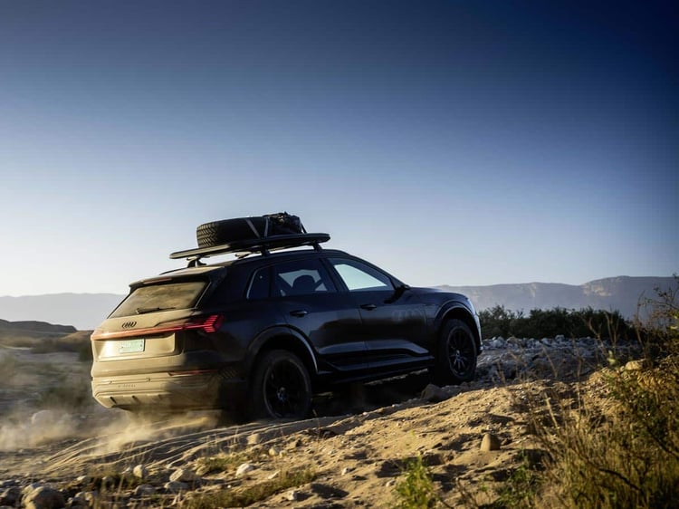 Audi Q8 e-tron Dakar edition