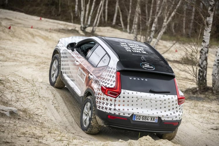 Volvo XC40 électrique au rallye Aïcha des Gazelles