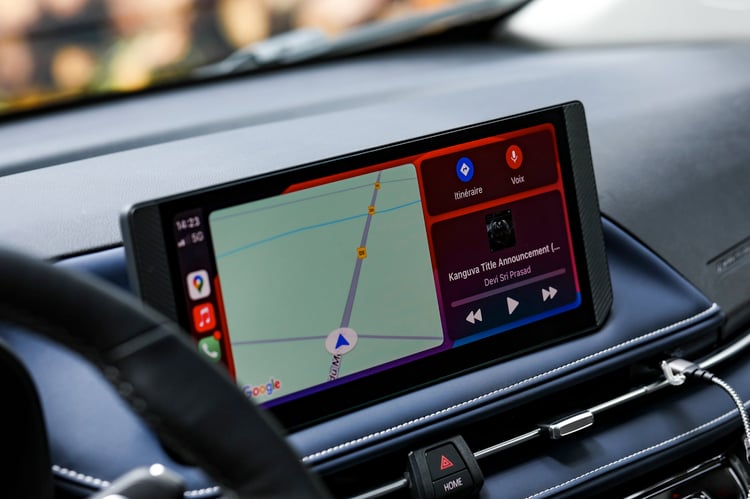 Apple CarPlay et Android Auto