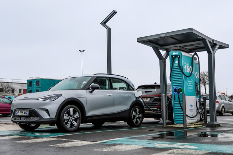 Recharge et autonomie du SUV électrique compact