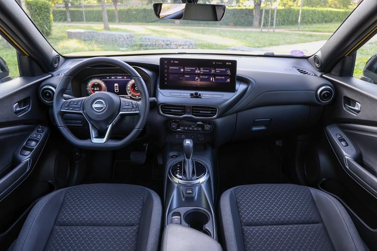 À bord du Nissan Juke Hybrid