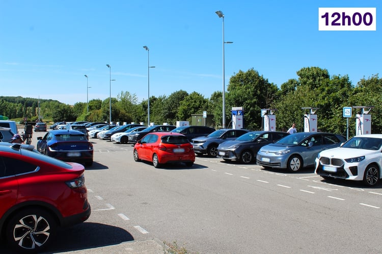 Stations Tesla et Ionity à l'aire de la Vendée (A83)