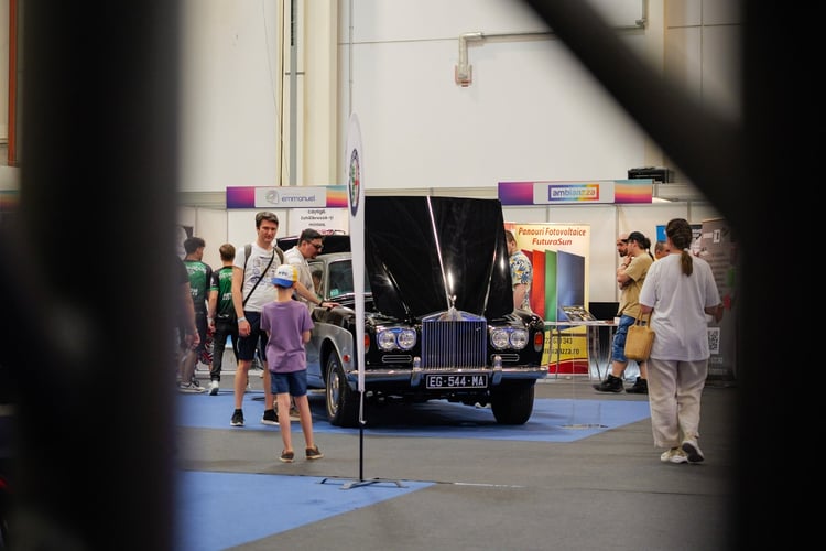 Rolls Corniche rétrofitée par l'équipe de Marc Areny