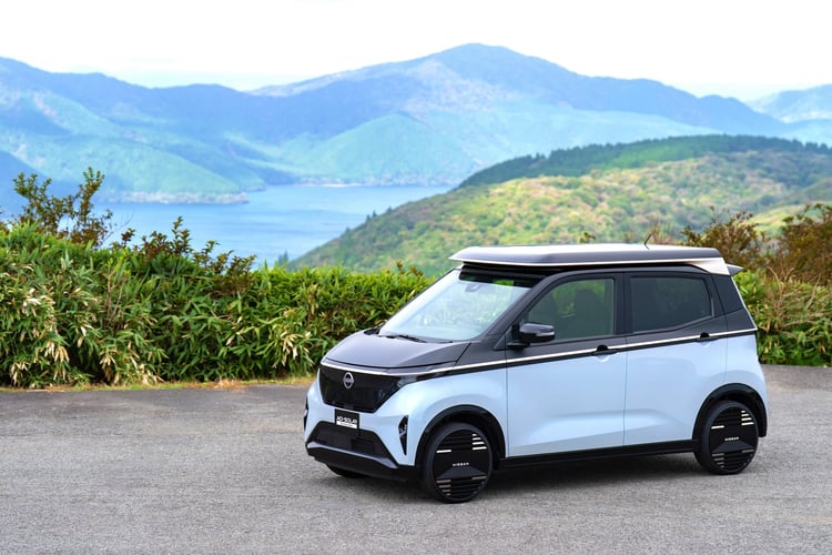 Toit solaire rétractable Nissan Sakura