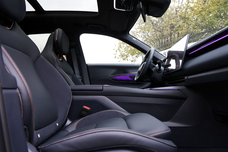 À bord du SUV hybride rechargeable