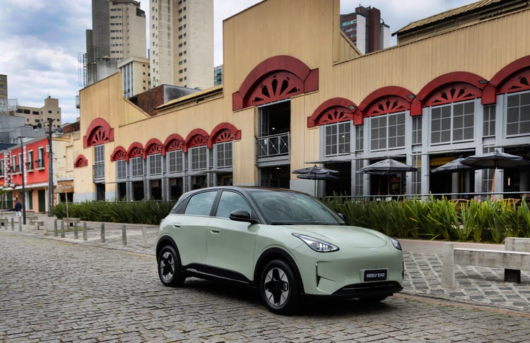 Geely EX2
