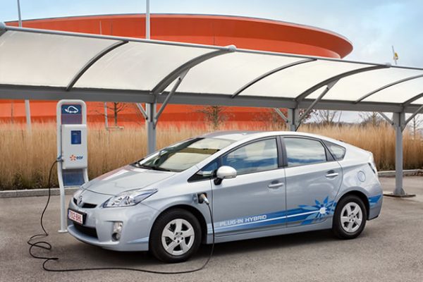 Testez la Toyota Prius hybride rechargeable pendant un mois
