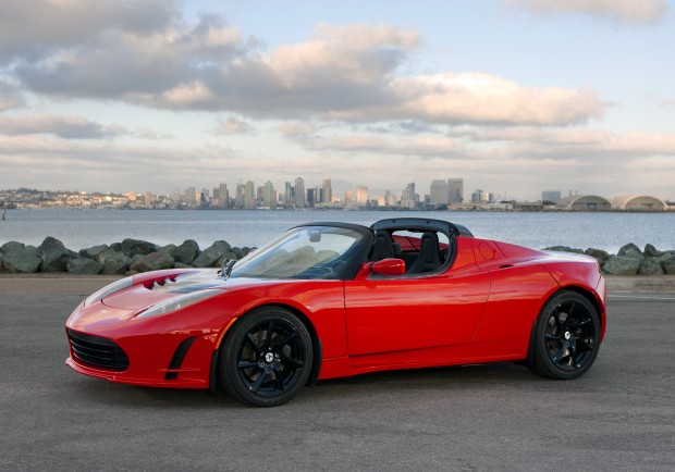 La Tesla Roadster, la voiture de sport que vous pouvez recharger