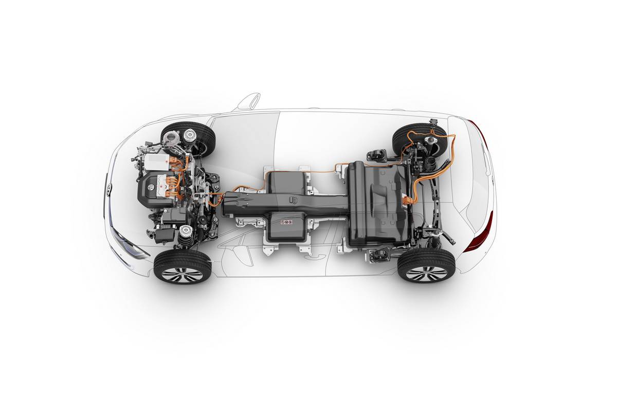 Boitier sur batterie : Problèmes Electriques ou Electroniques - Forum  Volkswagen Golf IV