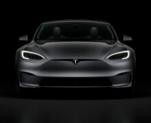 Tesla promet toujours une voiture électrique à petit prix pour 2025