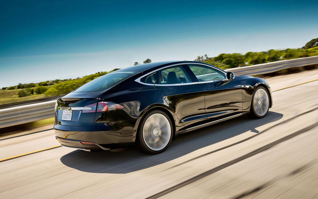General Motors s’inquiète de l’émergence de Tesla Motors