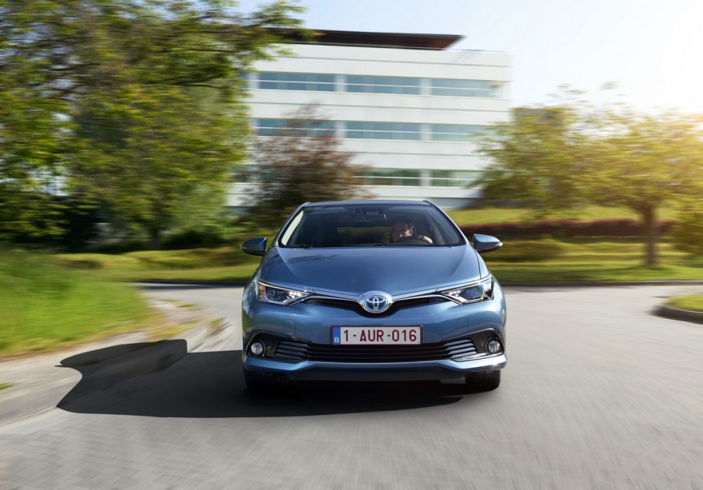 Toyota Auris hybride : prix, consommation, fiche technique