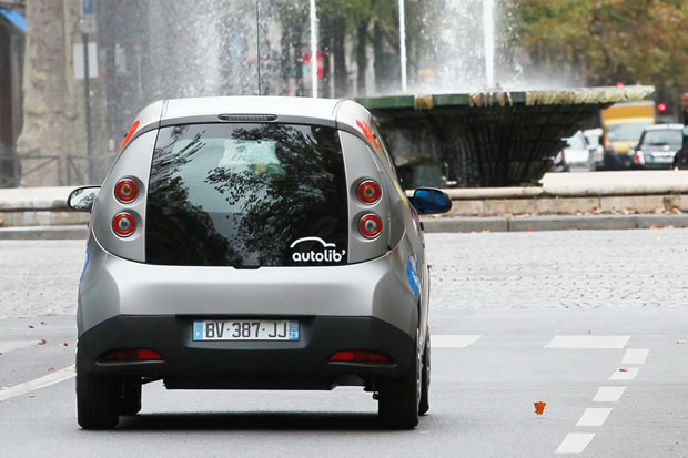 100 000 locations de voitures électriques, bravo Autolib’ !