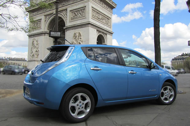 Ventes de voitures électriques : un mois d’avril nonchalant