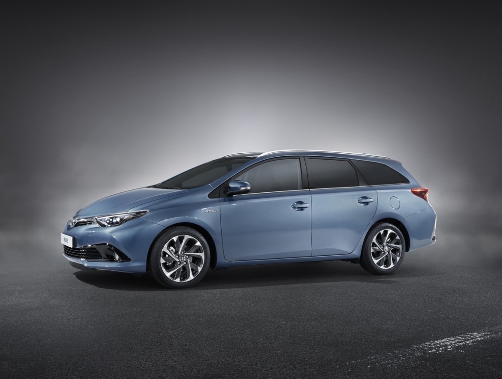 Toyota Auris Touring Sports Hybride break : performances, prix
