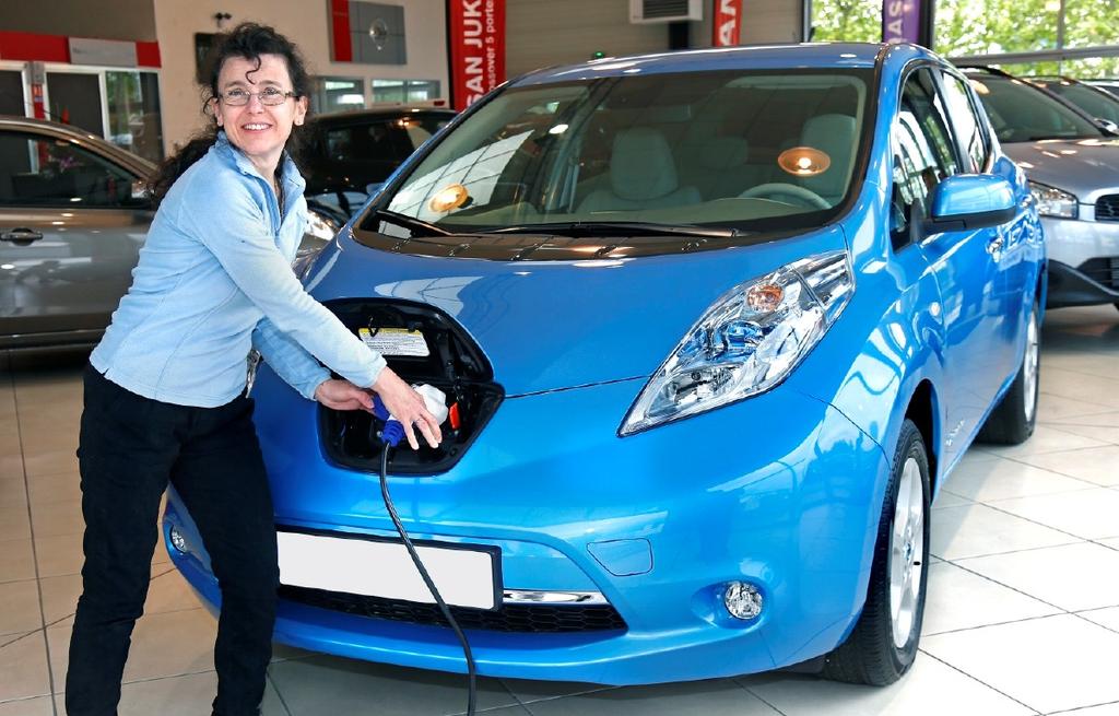 Le bonus pour les voitures électriques & hybrides baissera au premier novembre 2013