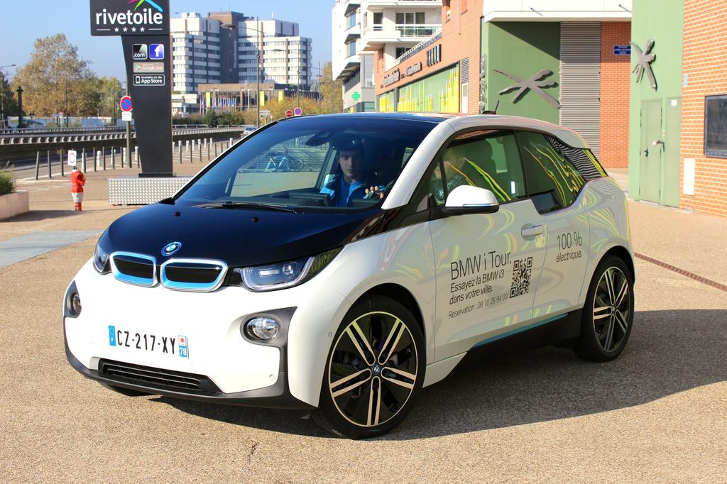 Test de la BMW i7 : est-on vraiment mieux assis dans une voiture électrique  à 150 000 euros ?