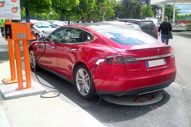 Tesla prépare un programme de véhicules d’occasion certifiés