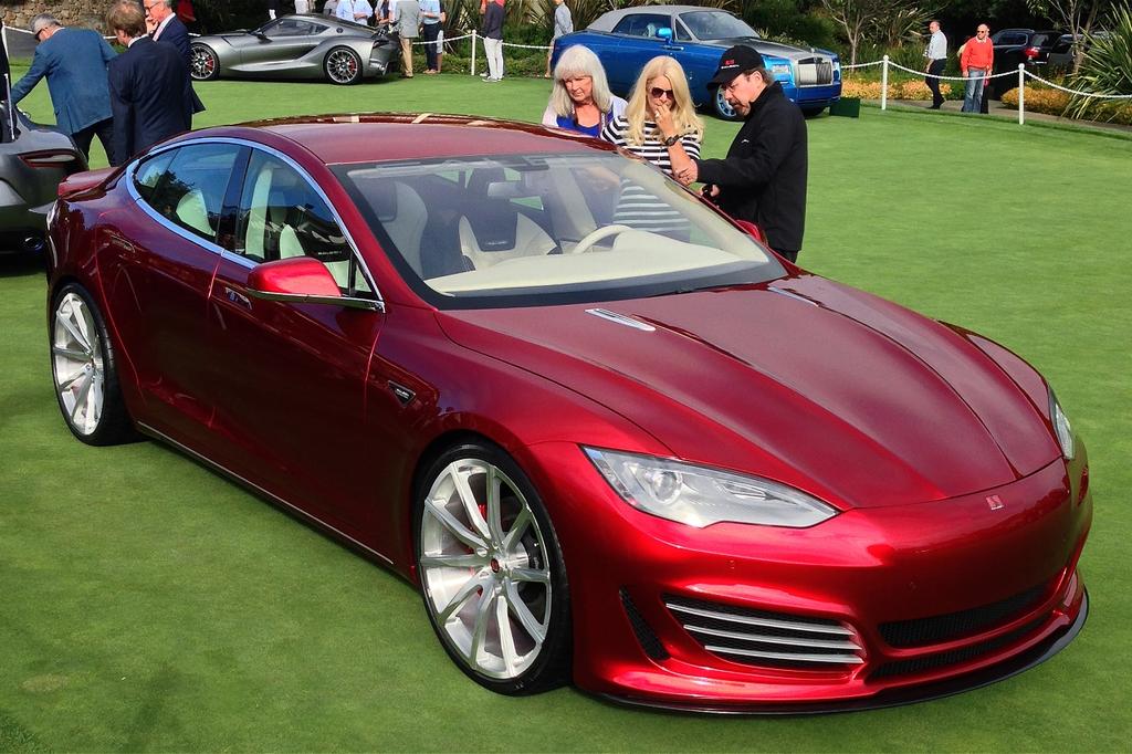 Pebble Beach 2014 : Saleen présente la Saleen Tesla Foursixteen