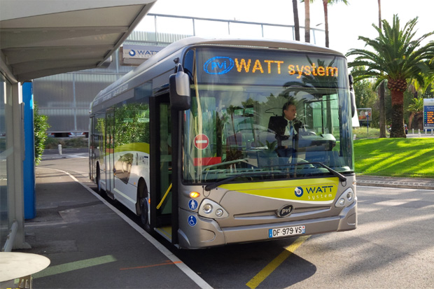 Watt System – Le bus électrique à autonomie illimitée expérimenté à Nice