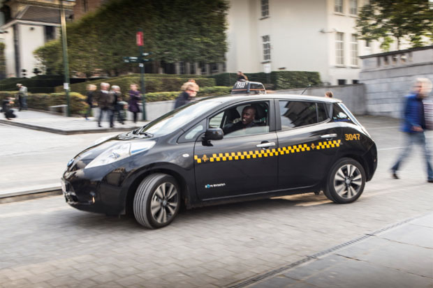 La Nissan Leaf séduit les taxis bruxellois